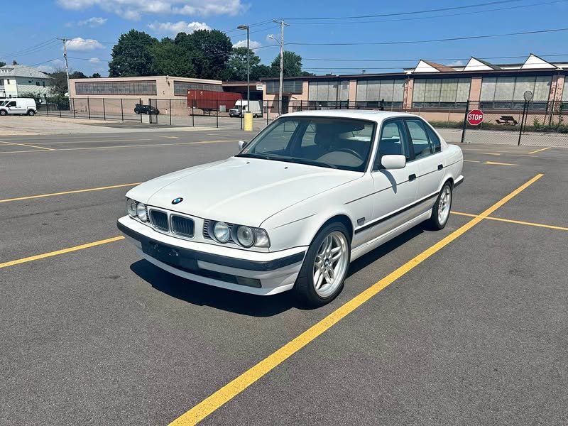 1995 BMW 5 Series - 525i Sedan 4D