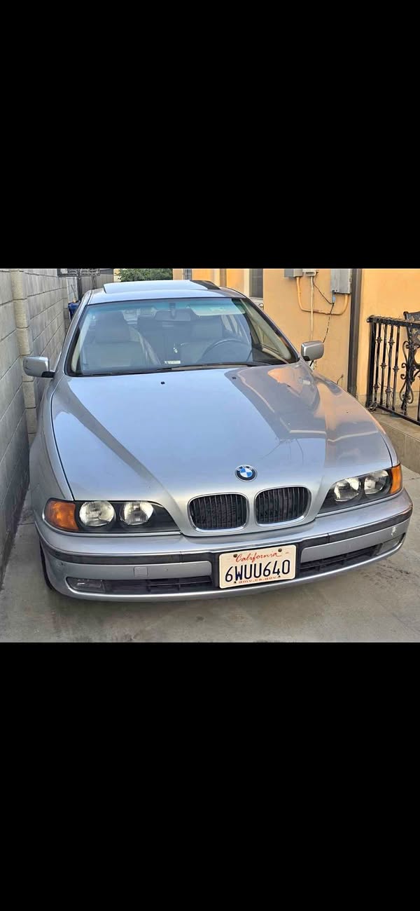 1998 BMW 5 Series - 528i Sedan 4D