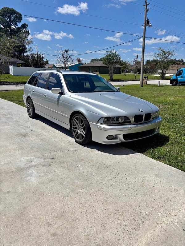 2003 BMW 5 Series - 525i Touring Wagon 4D
