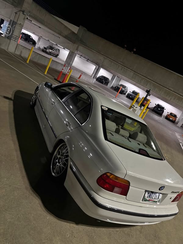 2000 BMW 5 Series - 540i