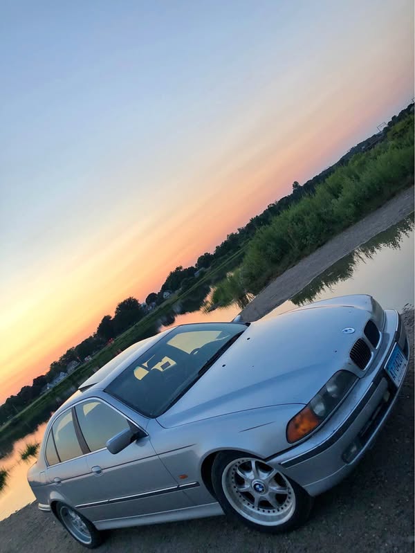 1997 BMW 5 Series - 540i Sedan 4D