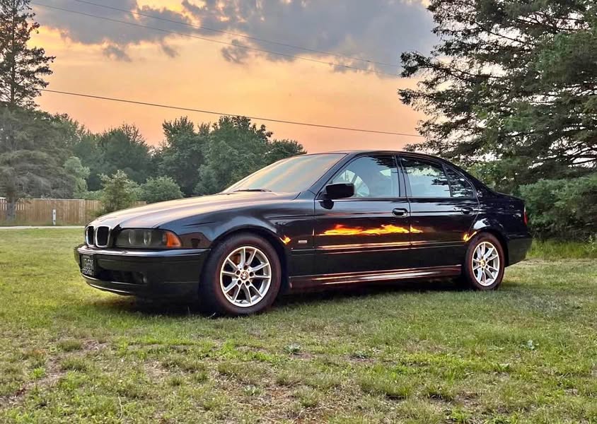 2003 BMW 5 Series - 525i Sedan 4D