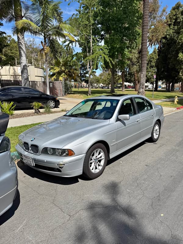 2003 BMW 5 Series - 525i Sedan 4D