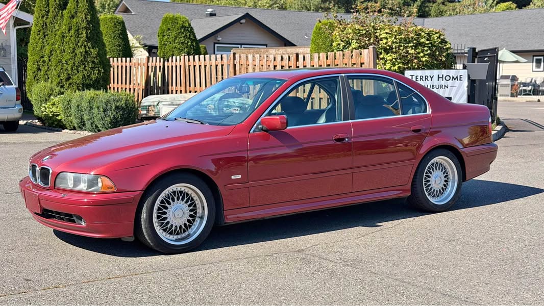 2001 BMW 5 Series - 525i Sedan 4D