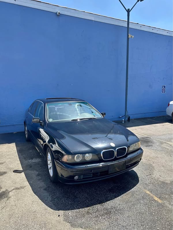 2002 BMW 5 Series - 525i Sedan 4D