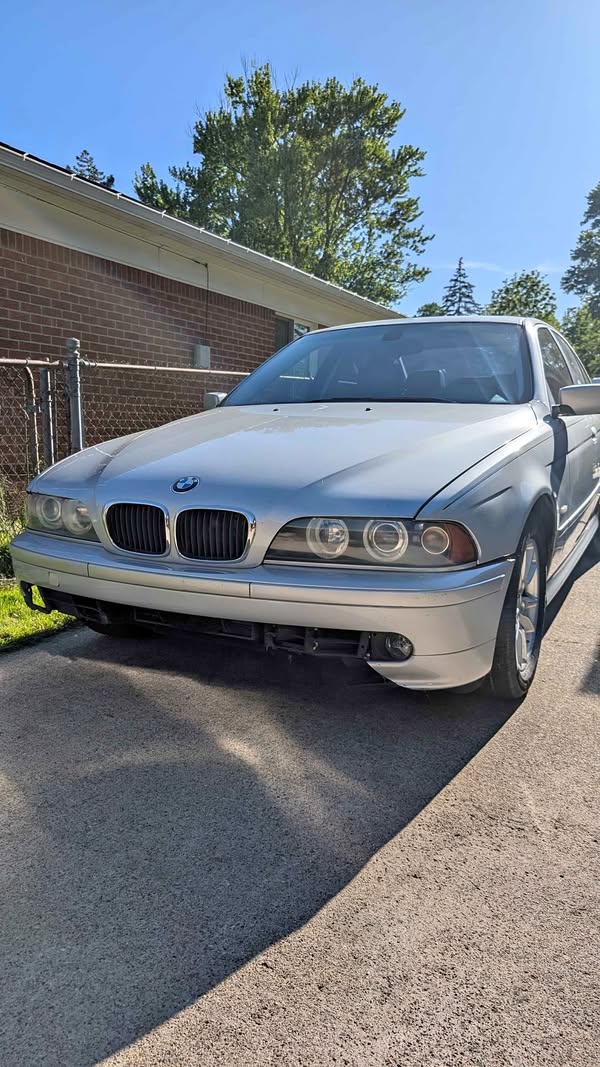 2003 BMW 5 Series - 525i Sedan 4D
