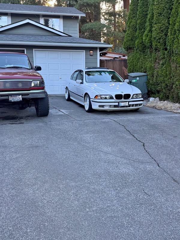1999 BMW 5 Series - 528i Sedan 4D