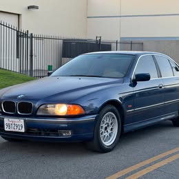 2000 BMW 5 series 528i sedan 4d e39