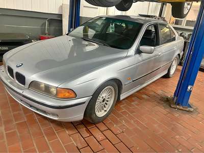 1997 BMW 5 Series - 540i Sedan 4D