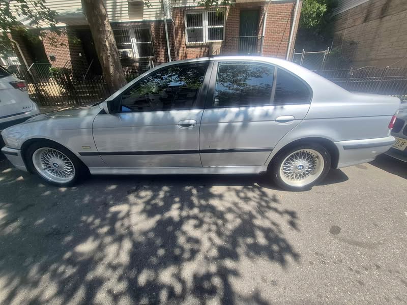 2000 BMW 5 Series - 528i Sedan 4D