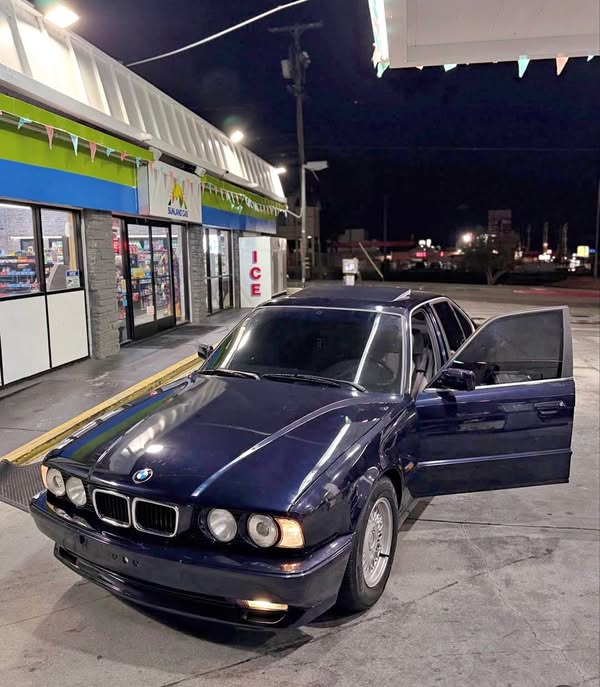 1995 BMW 5 Series - 540i Sedan 4D