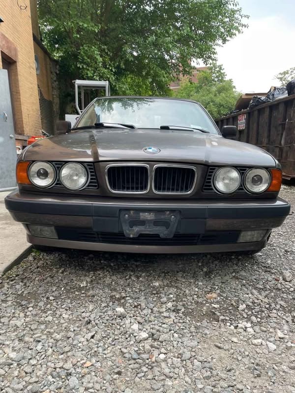 1995 BMW 5 Series - 525i Sedan 4D
