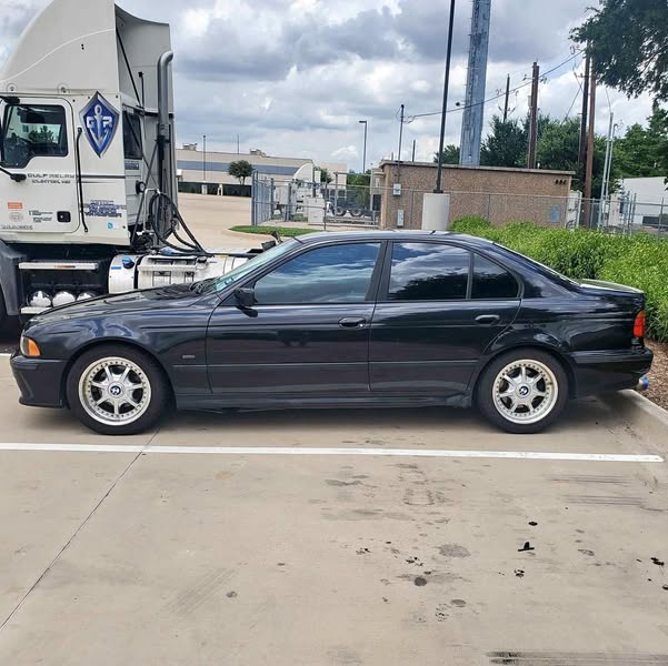 2000 BMW 5 Series - 528i xDrive Sedan 4D