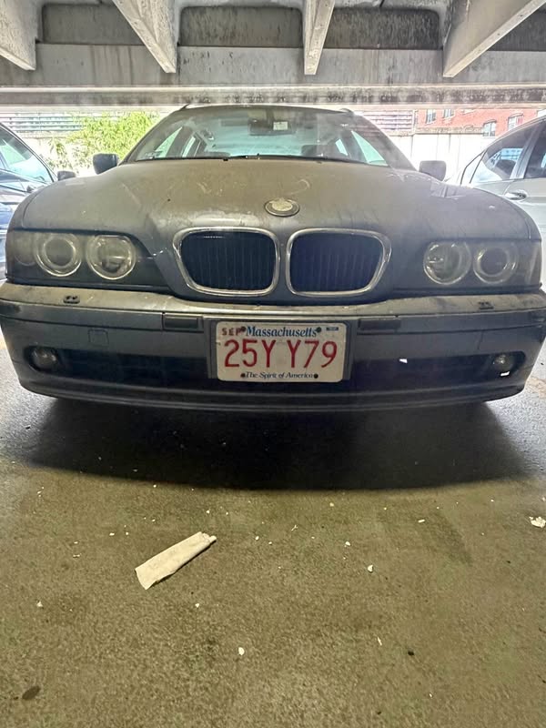 2001 BMW 5 Series - 525iT Wagon 4D