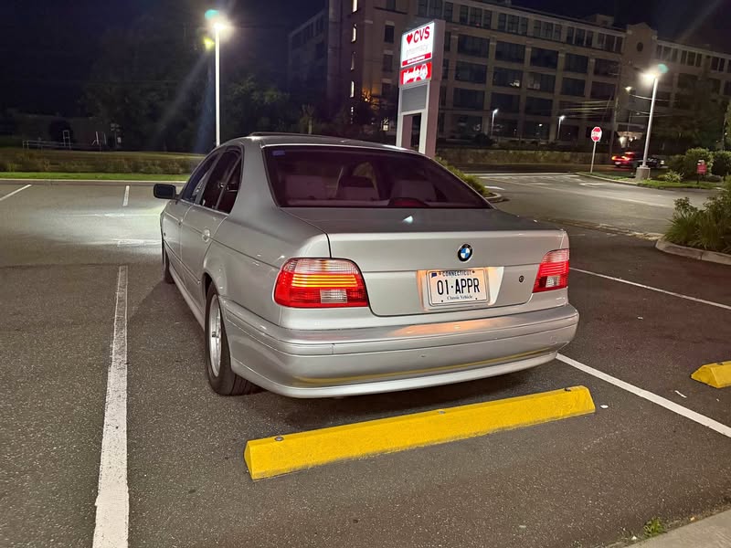 2001 BMW 5 Series - 525i Sedan 4D