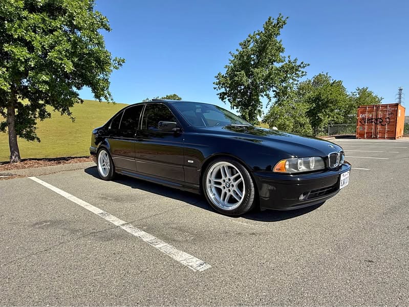 2002 BMW 5 Series - 540i Sedan 4D