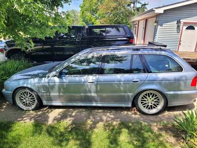 2003 BMW 5 Series - 540iT Wagon 4D