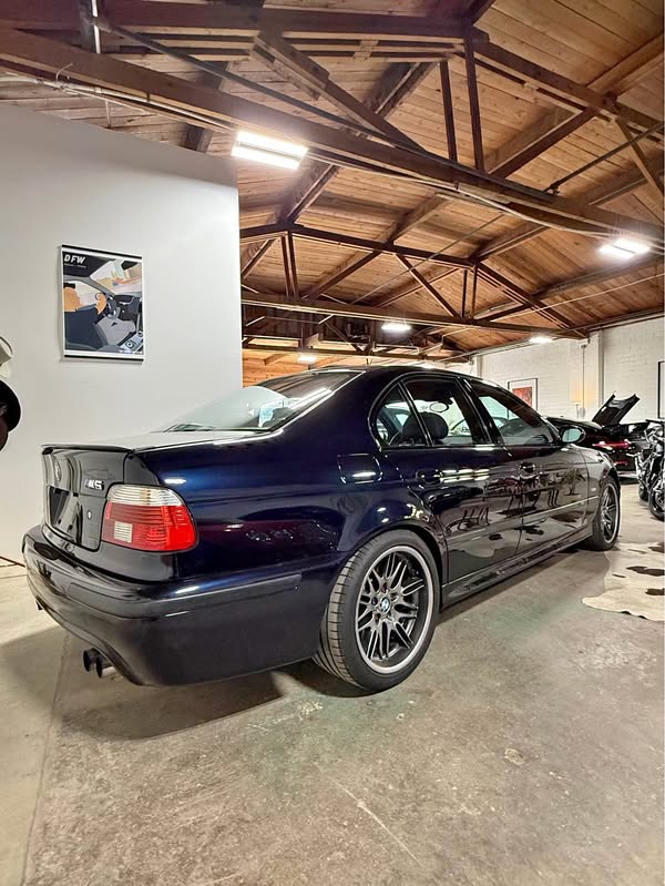 2003 BMW M5 - Sedan 4D