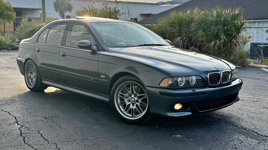 2001 BMW M5 - Sedan 4D