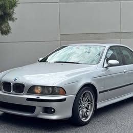 2003 BMW M5