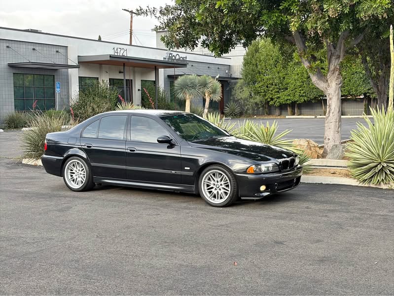 2003 BMW M5 - Sedan 4D