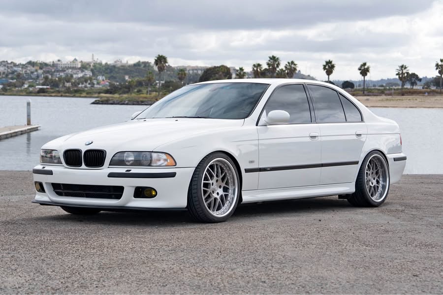 2000 BMW M5 - Sedan 4D
