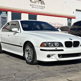 2003 BMW M5 - Sedan 4D