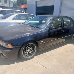 2002 BMW M5