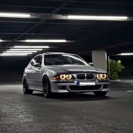 2002 BMW M5