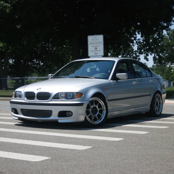 2004 BMW 3 Series - 330i ZHP
