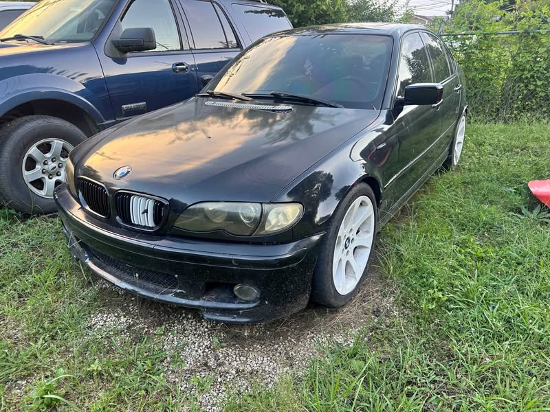 2005 BMW 3 Series - 330i ZHP