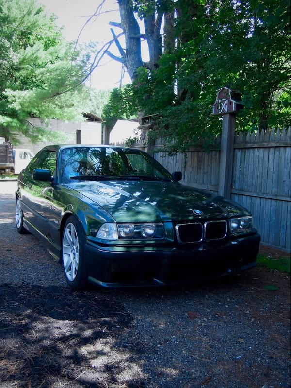 1999 BMW 3 Series - 323is Coupe 2D