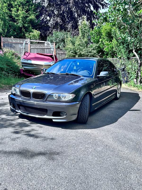 2006 BMW 3 Series - 325is Coupe 2D