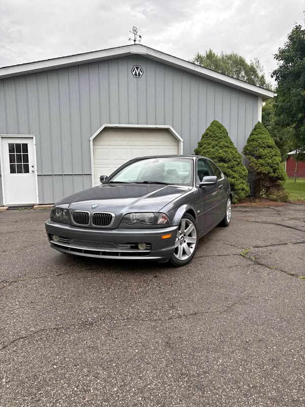 2003 BMW 3 Series - 325Ci Coupe 2D
