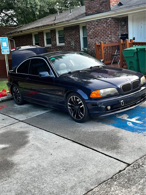 2002 BMW 3 Series - 325Ci Coupe 2D