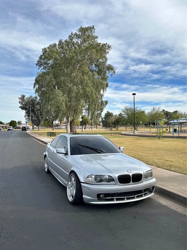 2000 BMW 3 Series - 323Ci Coupe 2D