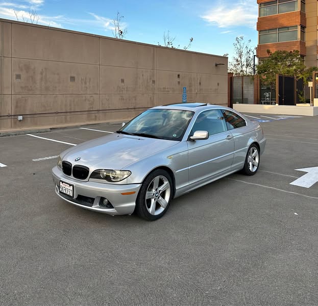 2004 BMW 3 Series - 325Ci Coupe 2D