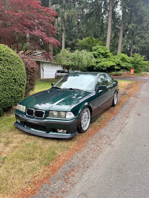 1999 BMW 3 Series - 323is Coupe 2D