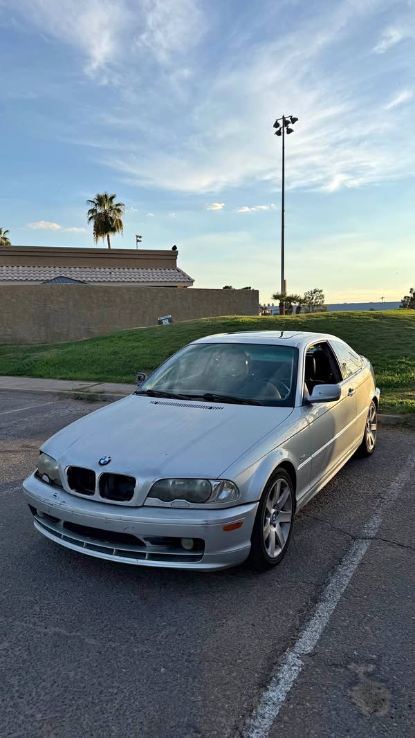 2003 BMW 3 Series - 325Ci Coupe 2D