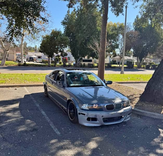 2001 BMW 3 Series - 325Ci Coupe 2D