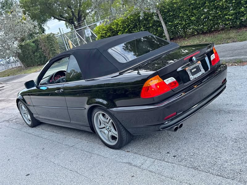 2000 BMW 3 Series - 330Ci Convertible 2D