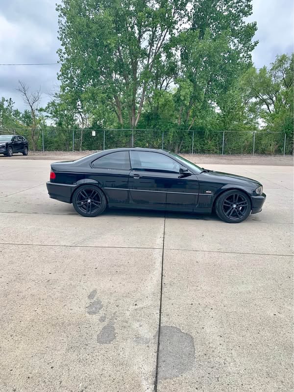 2000 BMW 3 Series - 323Ci Coupe 2D