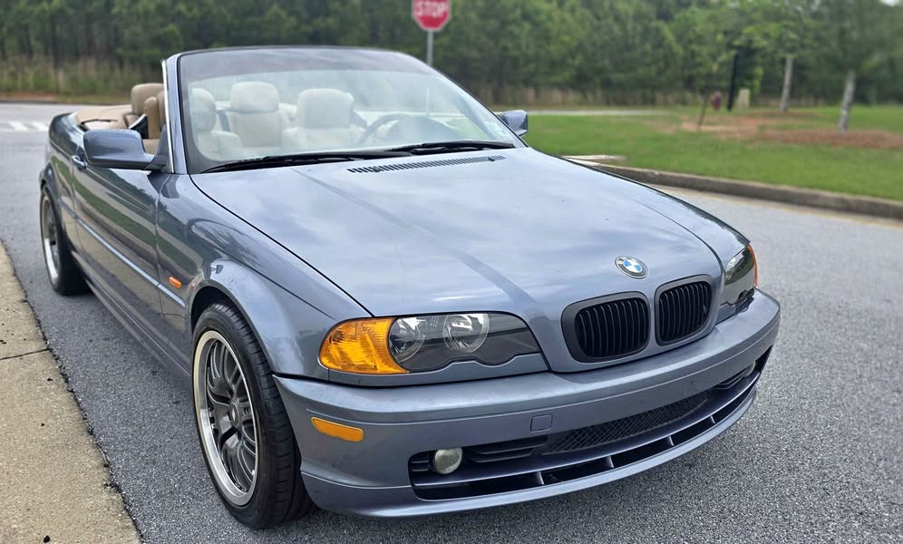 2001 BMW 3 Series - 325Ci Convertible 2D