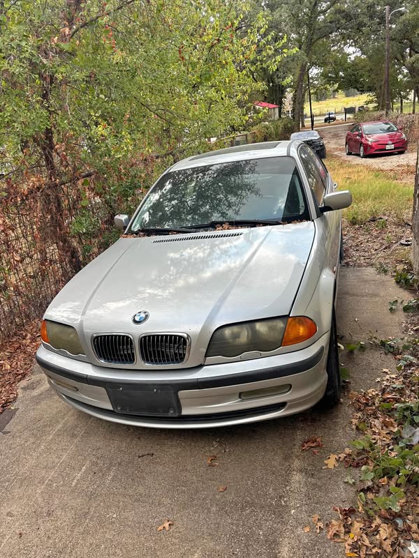 2001 BMW 3 Series - 325xi AWD Sedan 4D
