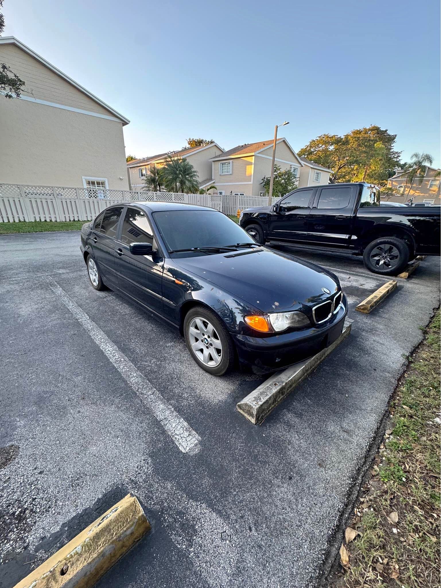 2003 BMW 3 Series - 325i Sedan 4D