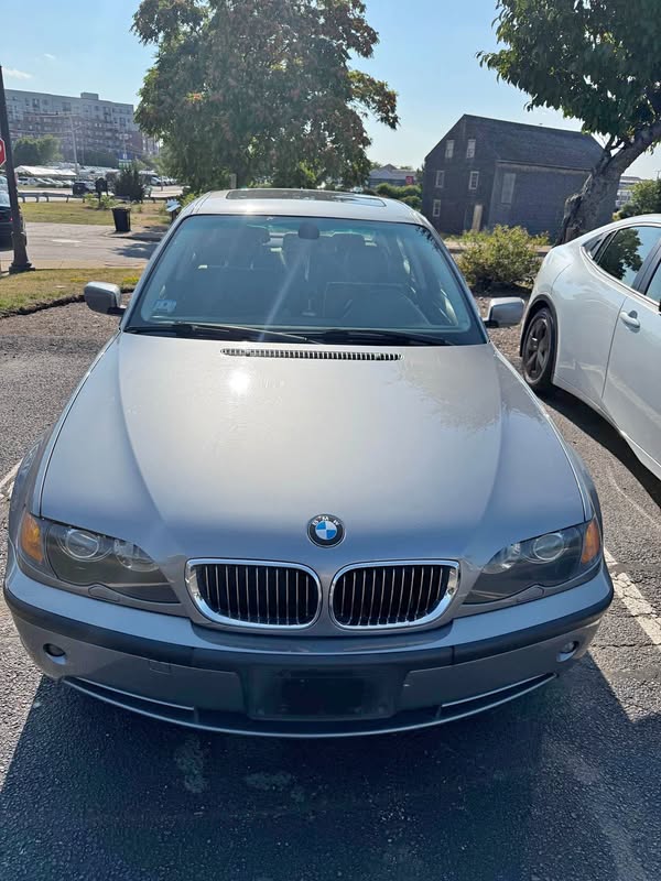 2005 BMW 3 Series - 330i xDrive Sedan 4D