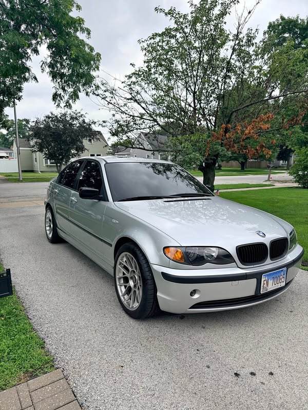 2005 BMW 3 Series - 325xi AWD Sedan 4D