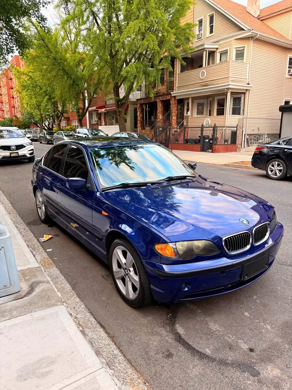 2005 BMW 3 Series - 330xi AWD Sedan 4D