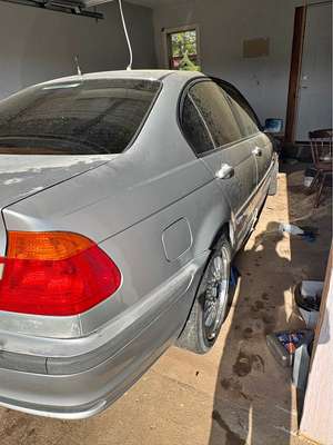 1999 BMW 3 Series - 323i Sedan 4D