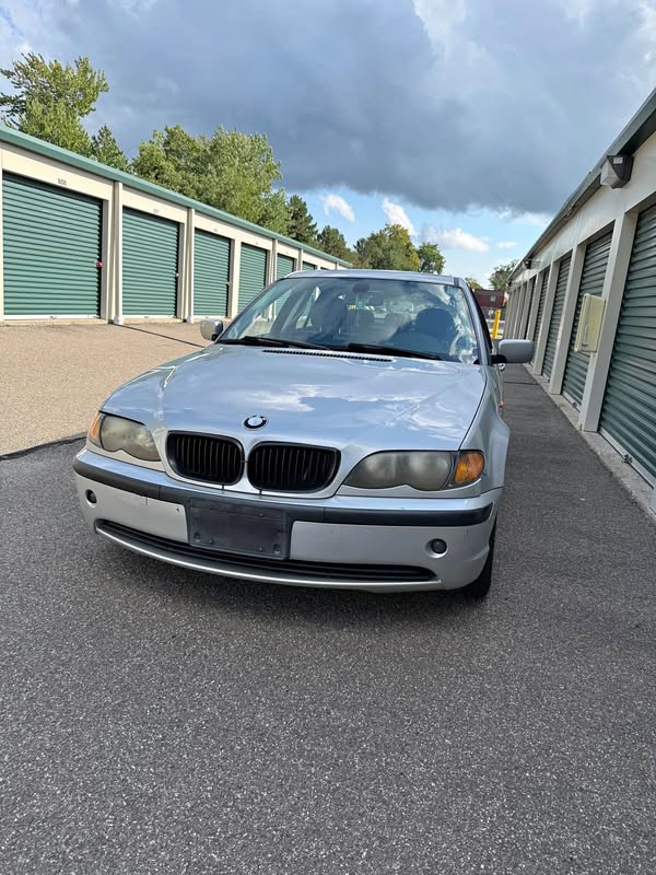 2004 BMW 3 Series - 325i Sedan 4D